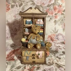 Adorable Vintage Book End with Bears
